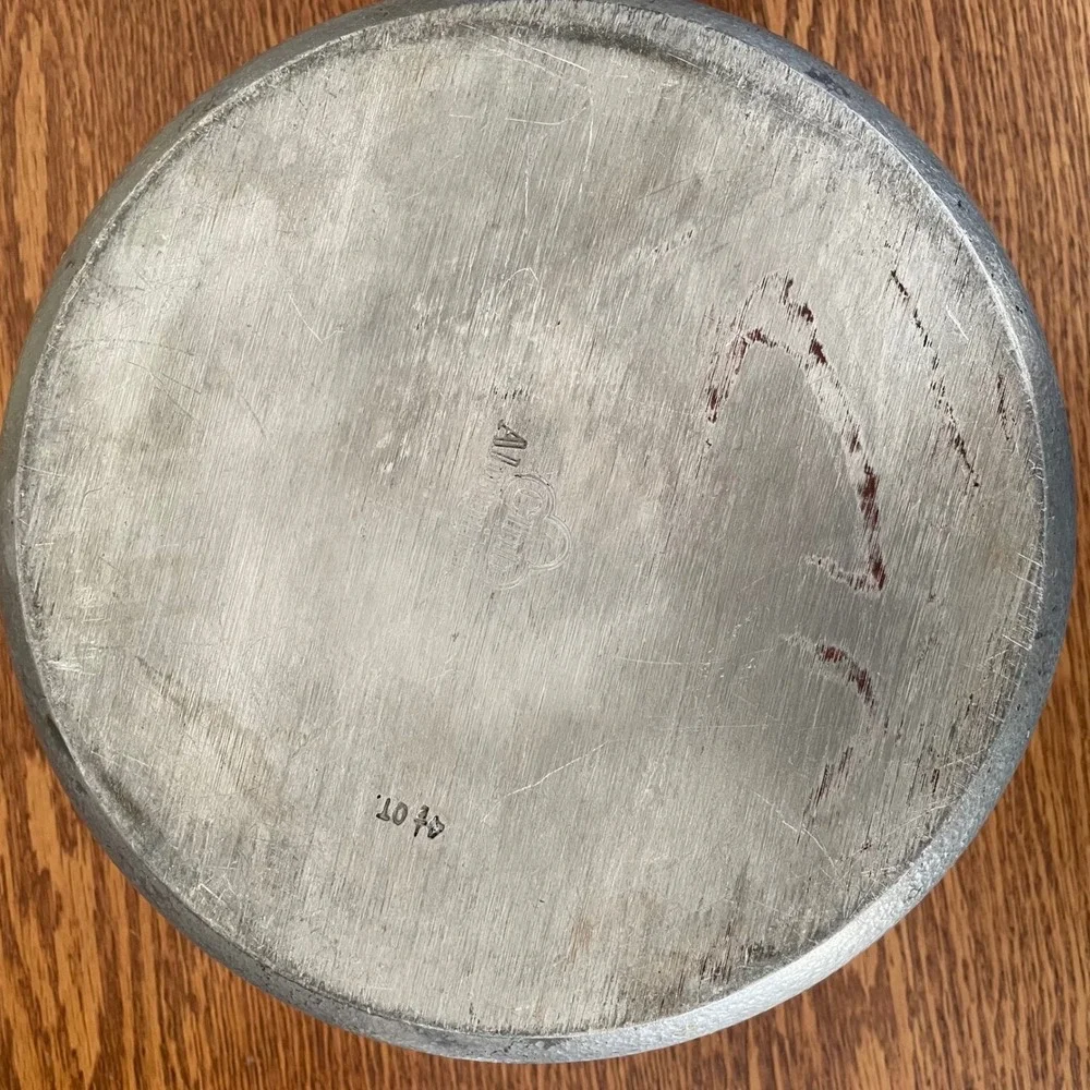 Vintage Club Aluminum Hammered‎ 4.5 qt Stock Pot w/ Lid (Hammercraft Style)